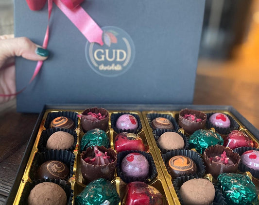 Artisan Vegan chocolate box